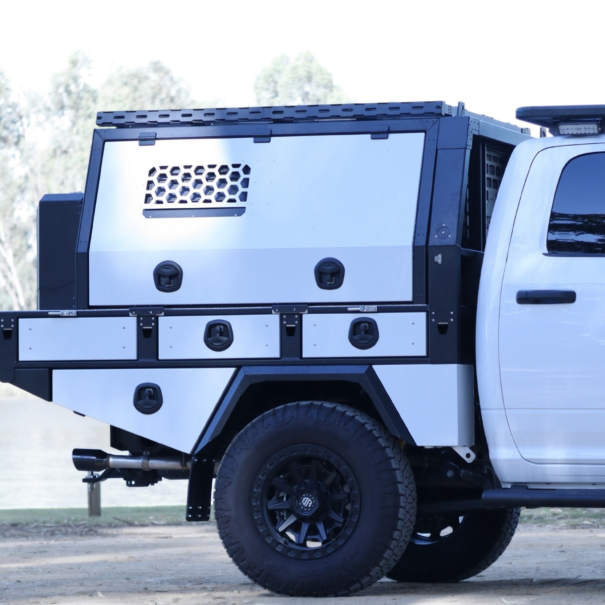 Storage Solution Platform | Ocean Roads | Aluminium Ute Tray
